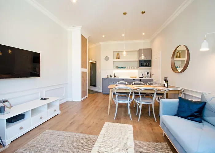 Grand - Lighthouse 200 Meters From The Appartamento